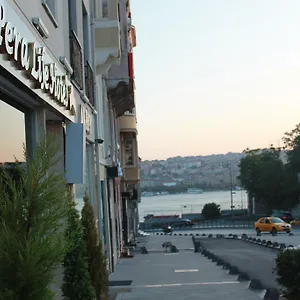 https://pera-life-hotel.istanbul-turkeyhotels.com